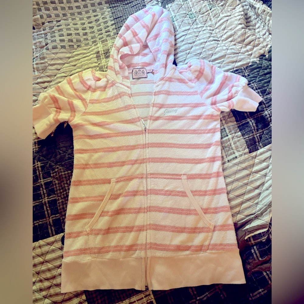 Juicy Couture size 12 girls zip up shirt with hood.
